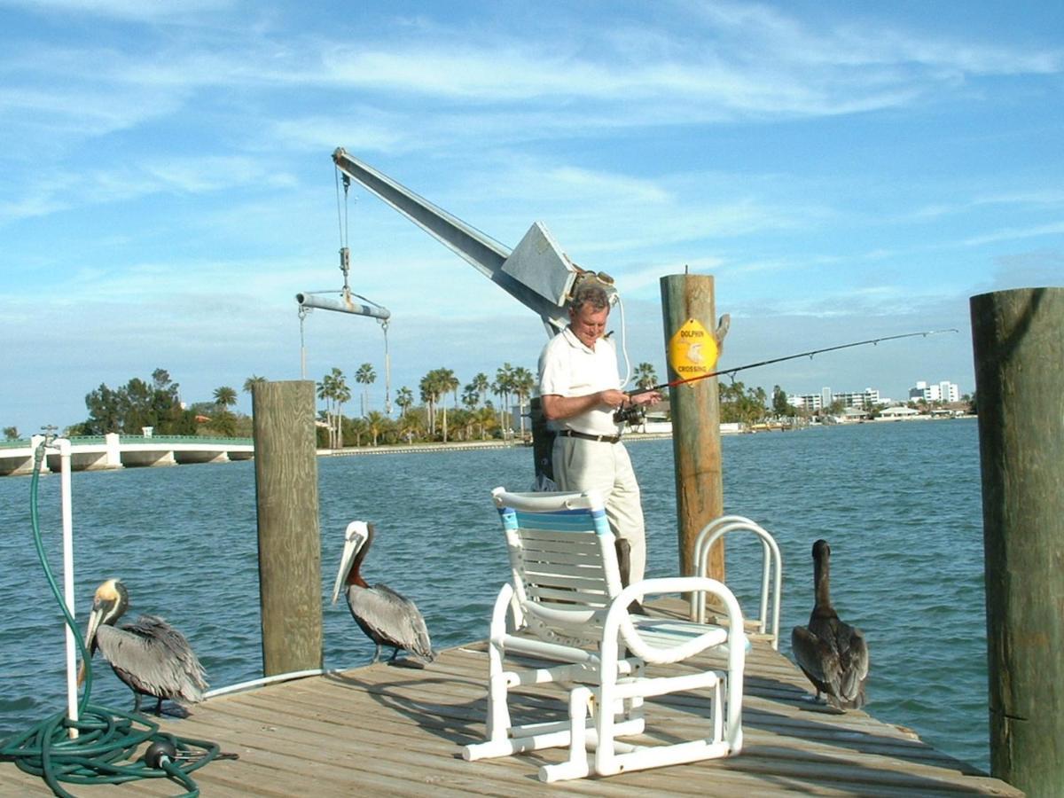 Affordable Beach Condos - One Bedroom Dlx Condos St. Pete Beach Bagian luar foto